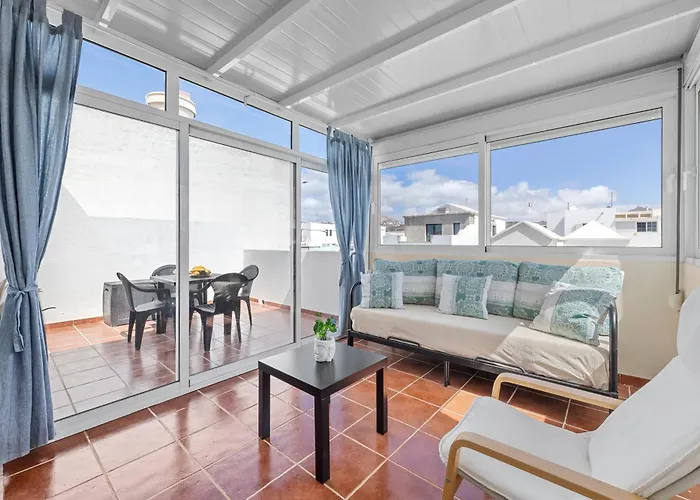 Daire Home2book Stunning & Terrace